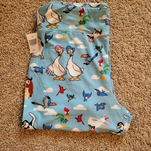 ♥️NWT♥️ DISNEY PARKS WOMENS LEGGINGS - Picture 7 of 8